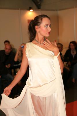 Módní přehlídka BonExpo svatební šaty