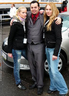 Hostesky pro zenaaauto