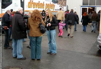 Hôtesses pour zenaaauto