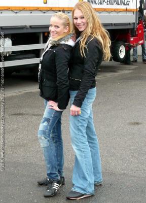 Hostesky pro zenaaauto