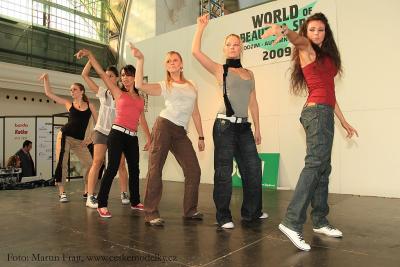 Módní přehlídka na World of Expo Beauty