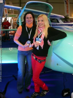 Hostesky pro AAA AUTO