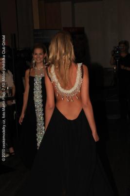 Módní přehlídka v klubu Cristal