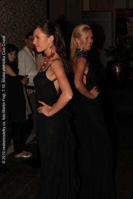 Módní přehlídka v klubu Cristal