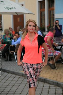 Módní přehlídka oblečení Jamie Sadock v Plzni