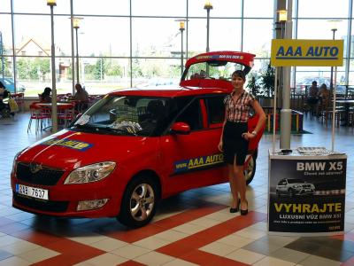 Zajištění hostesky pro AAA AUTO