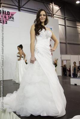 Défilés de mode au World of Expo Beauty 2013