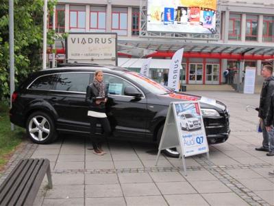 Zajištění hostesky Pardubice Dum a uspory