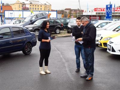 Week-end hôtesse riche en récompenses Teplice