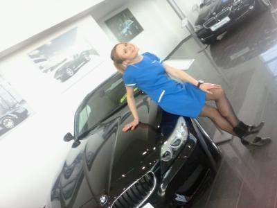 zajištění hostesky pro autobazar