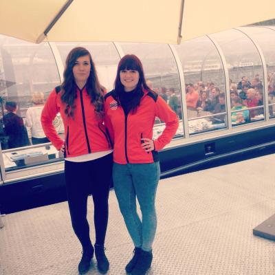 Hostesky pro Fajn rádio