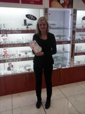 Hosteska pro Eiffel Optic Olomouc 