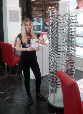 Hosteska pro spolecnost eiffel optic