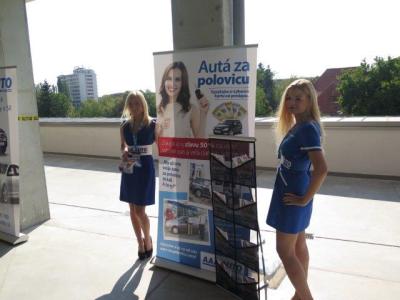 Zajistili jsme hostesky na fotbal Slovensko