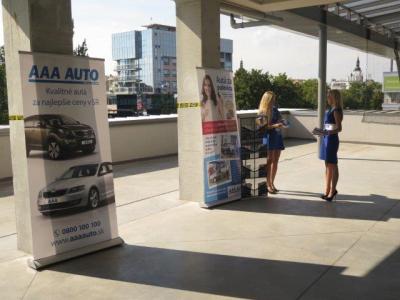 Zajistili jsme hostesky na fotbal Slovensko