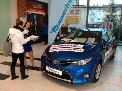 Hosteska  pro AAA AUTO Opava