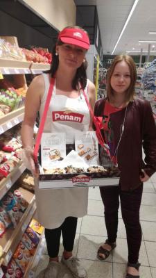 Promoteurs de la dégustation de pâtisseries Penam Prague