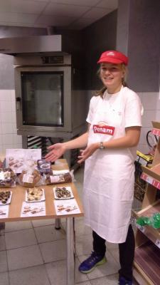 Promotérky na ochutnávku pečiva Penam Praha 10 