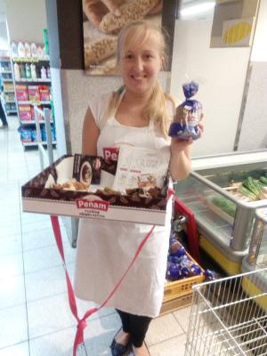 Promotérky na ochutnávku pečiva Penam Praha