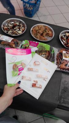 Promotérky na ochutnávku pečiva Penam Praha