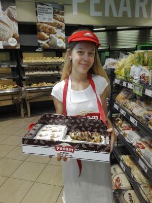 Promotérky na ochutnávku pečiva Penam Mladá Bolestav