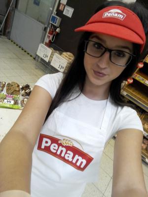 Promotérky na ochutnávku pečiva Penam Varnsdorf