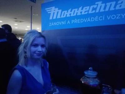 Hostesky na vánoční večírek pro AAA AUTO