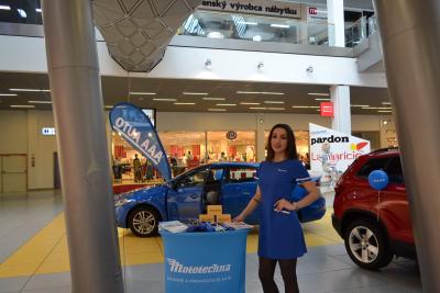 Hosteska pro Mototechnu Trenčín Slovensko