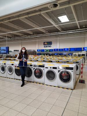 Zajistili jsme hostesky pro OKAY HOLDING a.s.,Rudolicka 1706