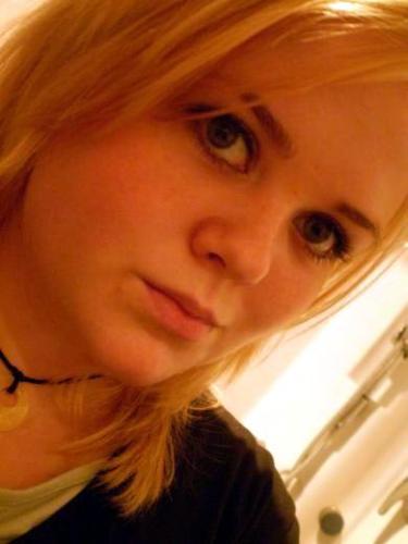 La foto è stata inserita dal modello sul portale della ceca Modelky s.r.o.