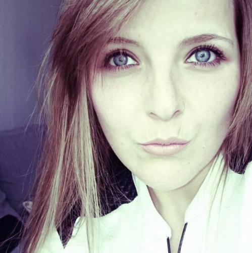 La foto è stata inserita dal modello sul portale della ceca Modelky s.r.o.