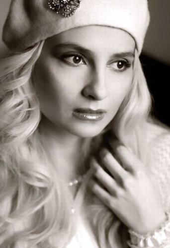 Фотография была вставлена моделью на портале чешской модели с.р.о.