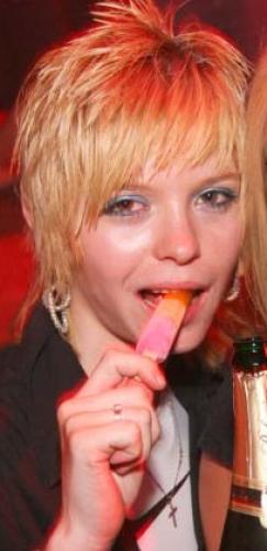 La foto è stata inserita dal modello sul portale della ceca Modelky s.r.o.