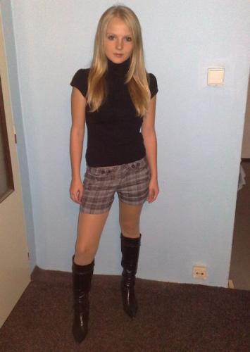 Фотография была вставлена моделью на портале чешской модели с.р.о.