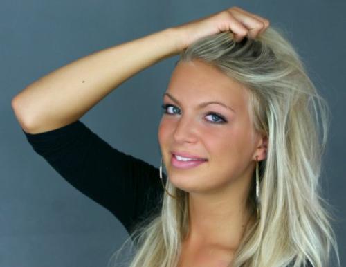 La foto è stata inserita dal modello sul portale della ceca Modelky s.r.o.