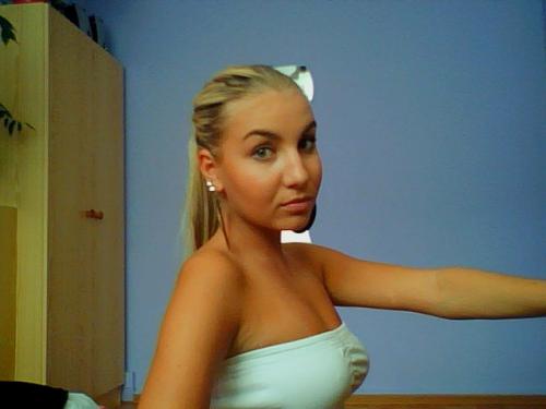 A fényképet a modell helyezte be a cseh Modelky s.r.o portáljára.