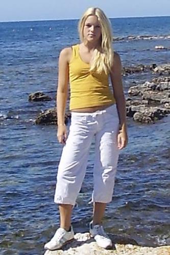 Фотография была вставлена моделью на портале чешской модели с.р.о.