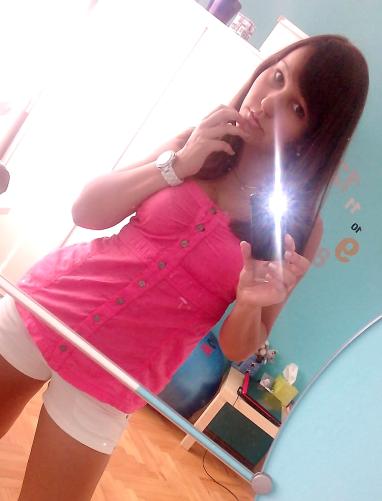 Fotografiu vložila modelka na portál spoločnosti Slovenskej Modelky s.r.o.