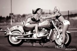 modelky/15065/twins moto.jpg