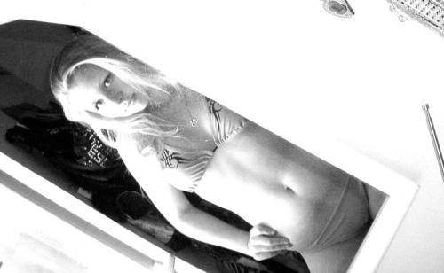 Das Foto wurde vom Model auf dem Portal des tschechischen Modelsky s.r.o.