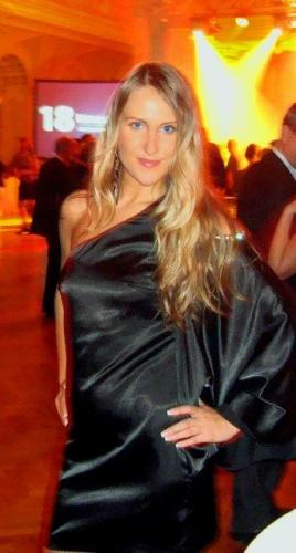 Das Foto wurde vom Model auf dem Portal des tschechischen Modelsky s.r.o.