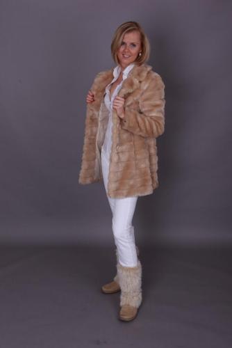 Fotografii vložila modelka na portál České Modelky ::www.ceskemodelky.cz::