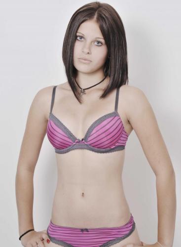 Billedet blev indsat af modellen på portalen til den tjekkiske Modelky s.r.o.