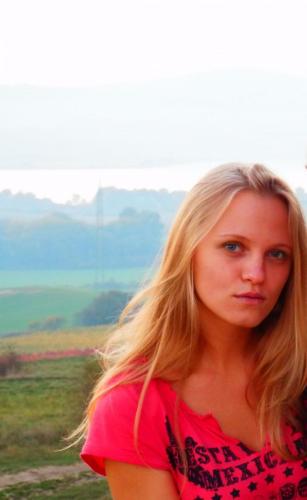 Das Foto wurde vom Model auf dem Portal des tschechischen Modelsky s.r.o.