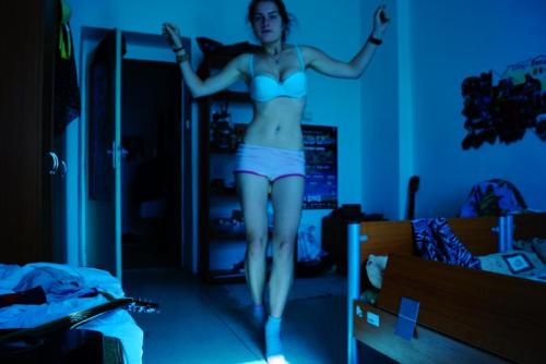 A fényképet a modell helyezte be a cseh Modelky s.r.o portáljára.