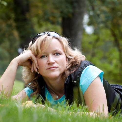 Фотография была вставлена моделью на портале чешской модели с.р.о.