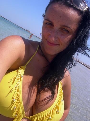 La foto è stata inserita dal modello sul portale della ceca Modelky s.r.o.