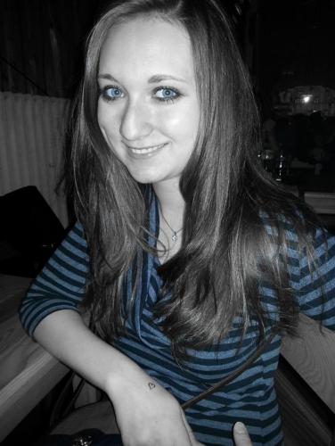 Фотография была вставлена моделью на портале чешской модели с.р.о.