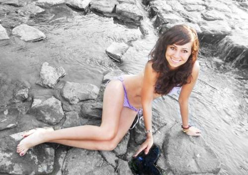 Billedet blev indsat af modellen på portalen til den tjekkiske Modelky s.r.o.