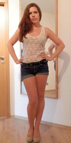 A fényképet a modell helyezte be a cseh Modelky s.r.o portáljára.